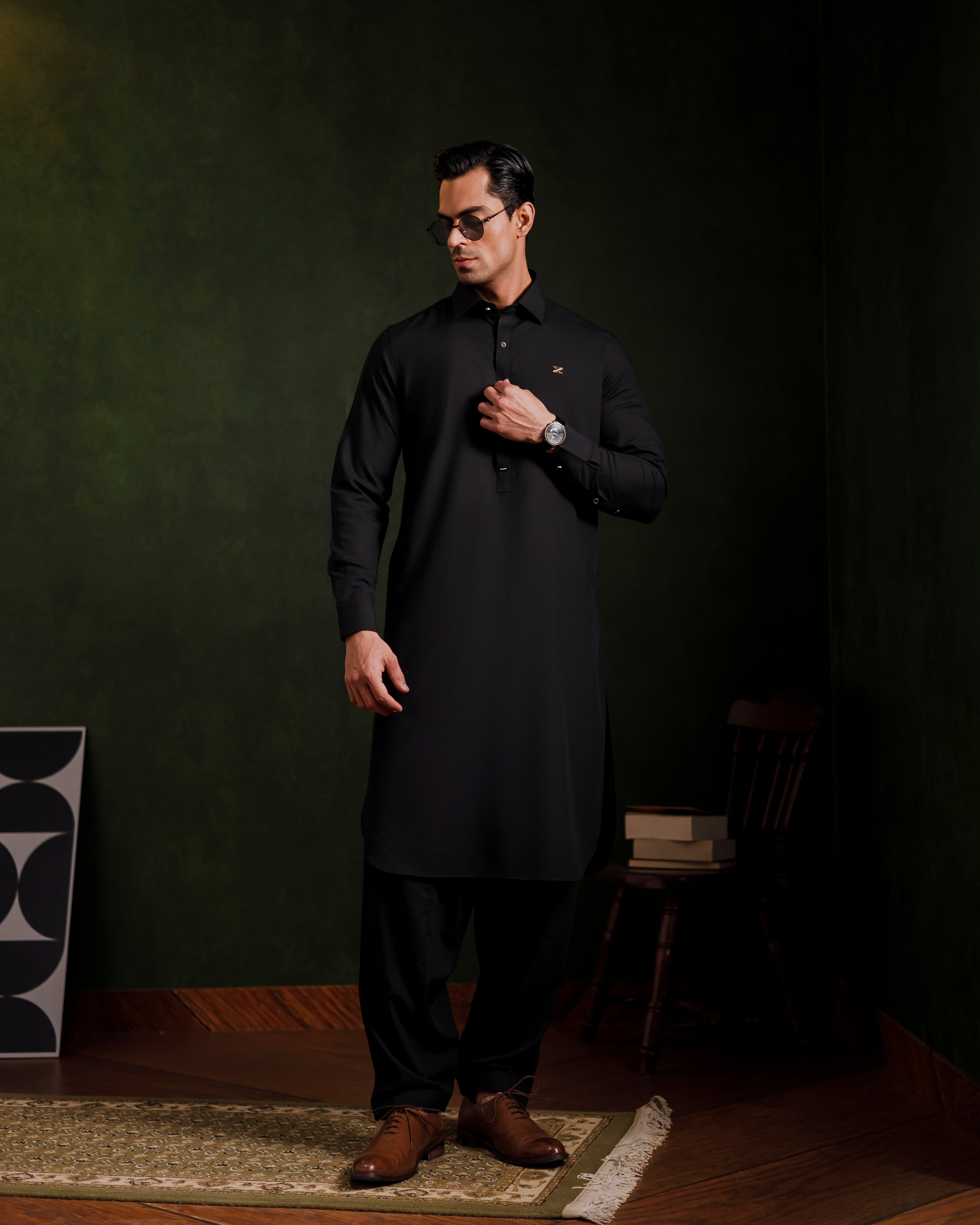 Black signature kameez shalwaar
