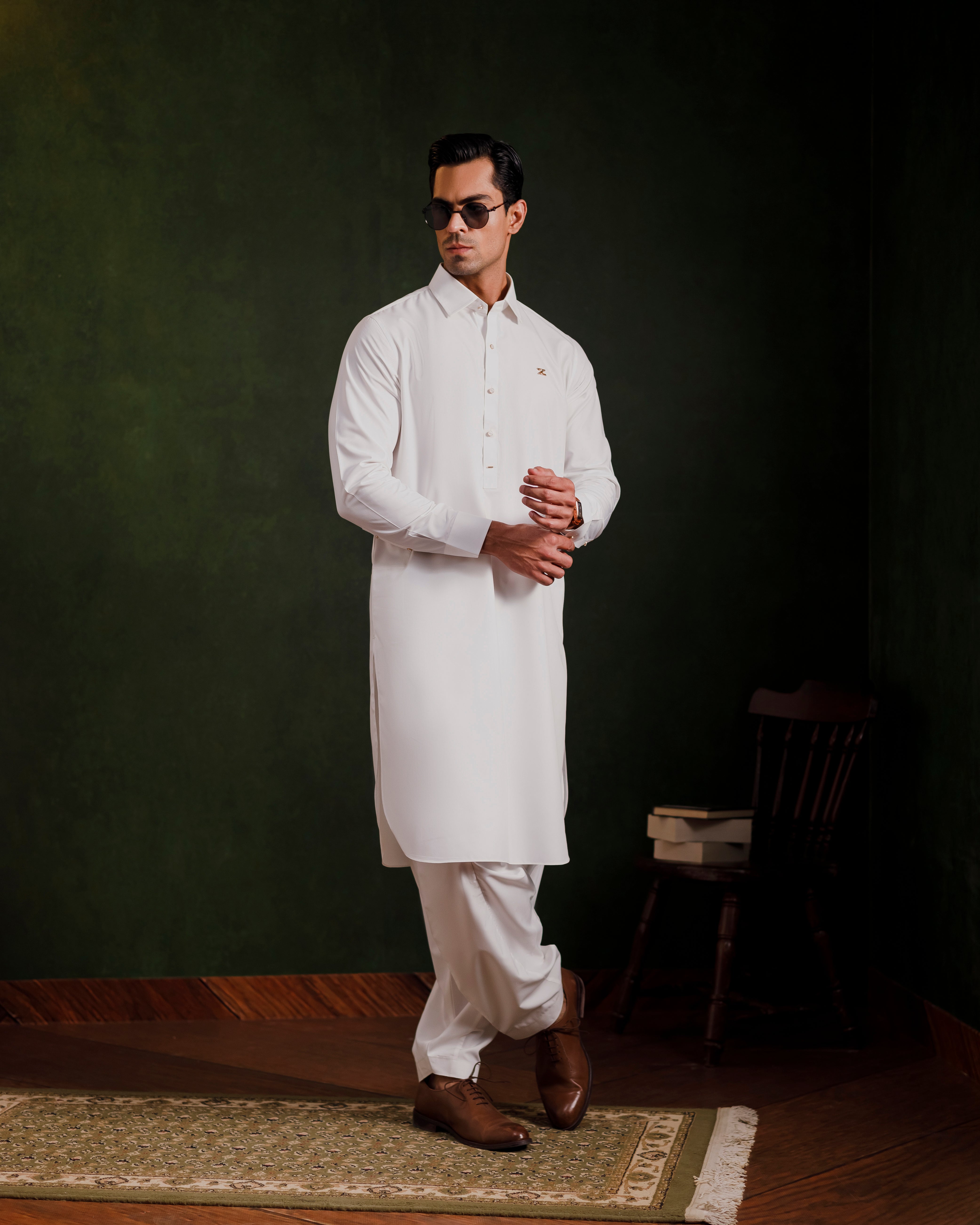 Off white Boski signature kameez shalwaar